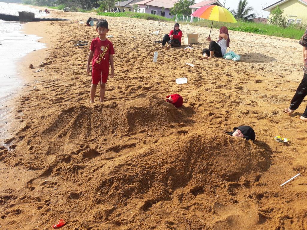 D'Pantai Homestay Kuala Sg. Baru Malacca Exteriör bild