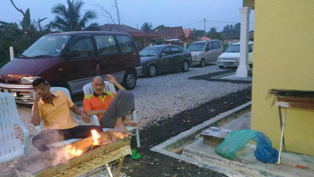 D'Pantai Homestay Kuala Sg. Baru Malacca Exteriör bild