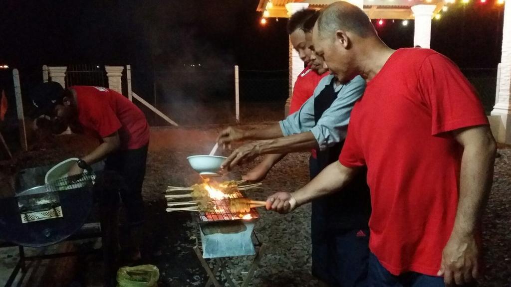 D'Pantai Homestay Kuala Sg. Baru Malacca Exteriör bild