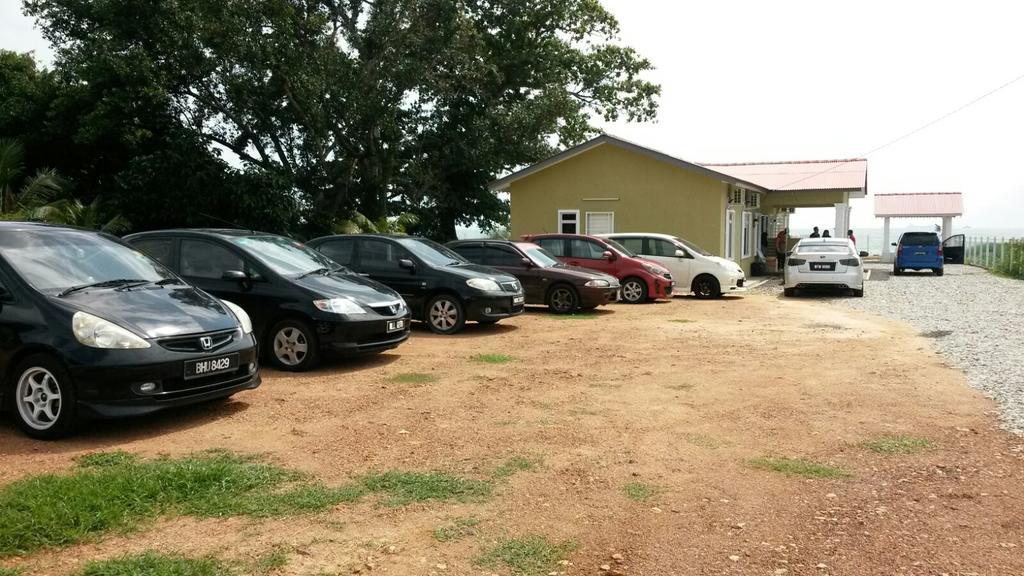 D'Pantai Homestay Kuala Sg. Baru Malacca Exteriör bild
