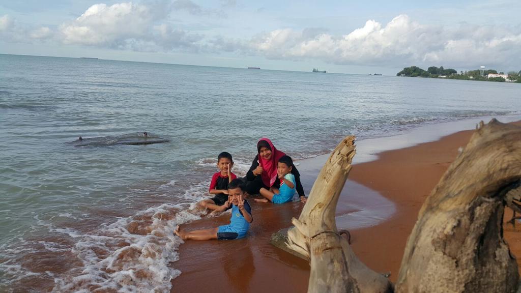 D'Pantai Homestay Kuala Sg. Baru Malacca Exteriör bild